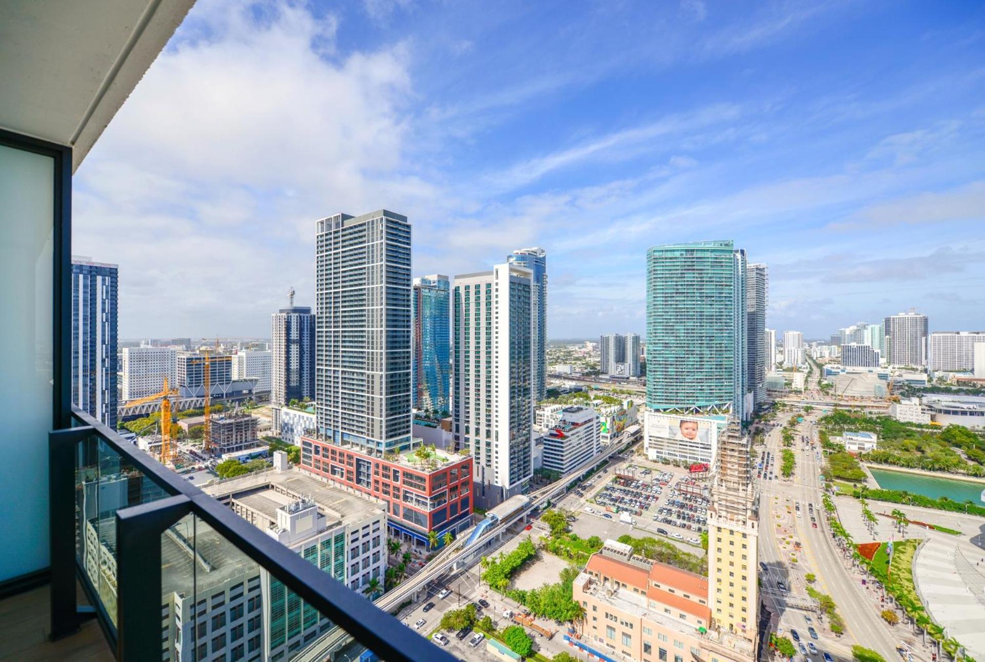 Luxury Studio Steps Away From Bayfront Park Apartamento Miami